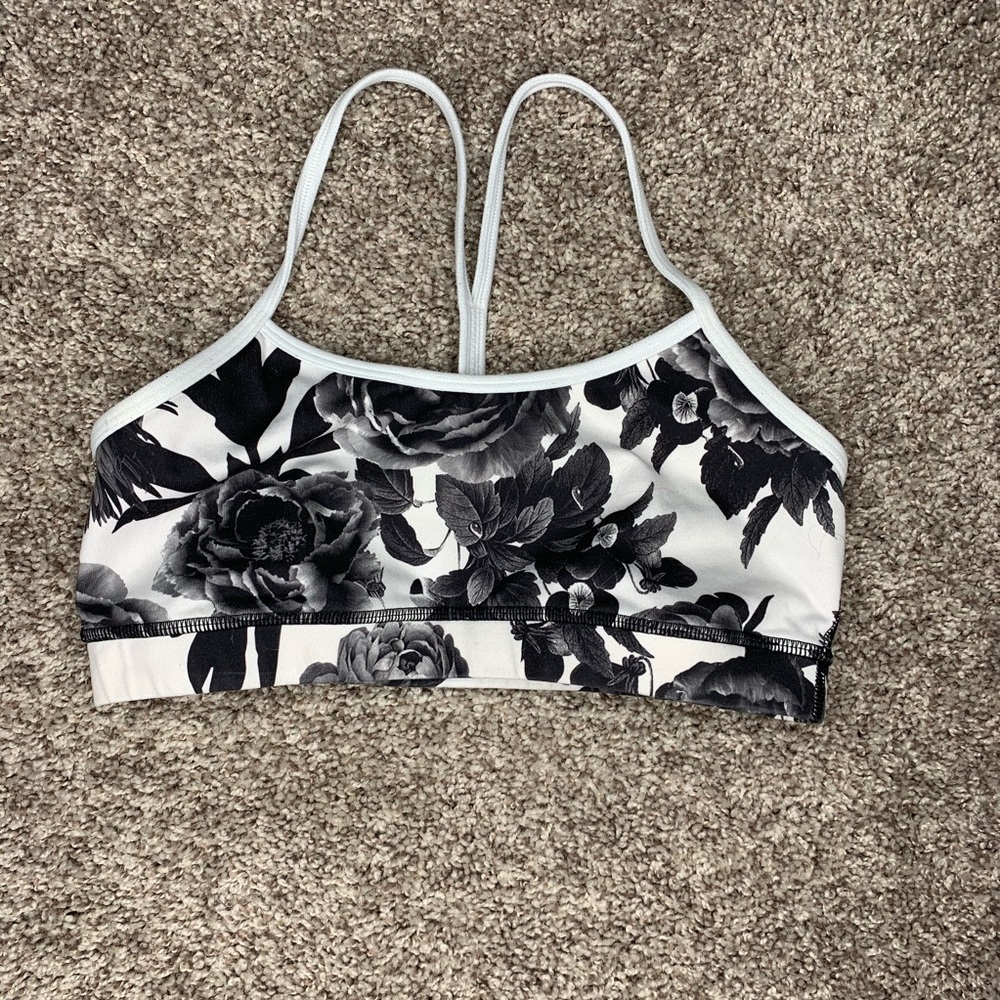 LULULEMON SPORTS BRA SZ 8